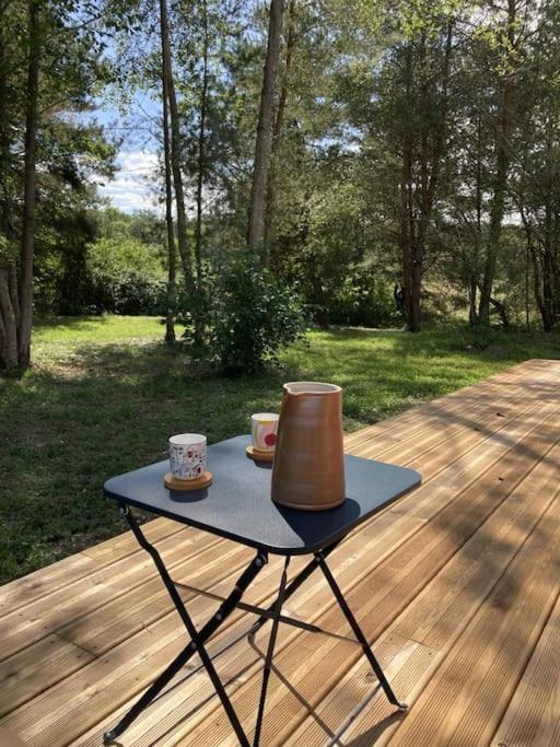 Woody Lodge Salbris Kültér fotó